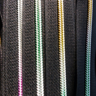 Zip spirálový 5 mm duhový